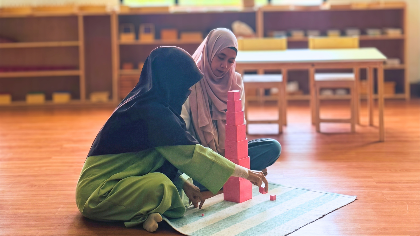 Perbedaan metode Montessori dan Kurikulum Merdeka di PAUD